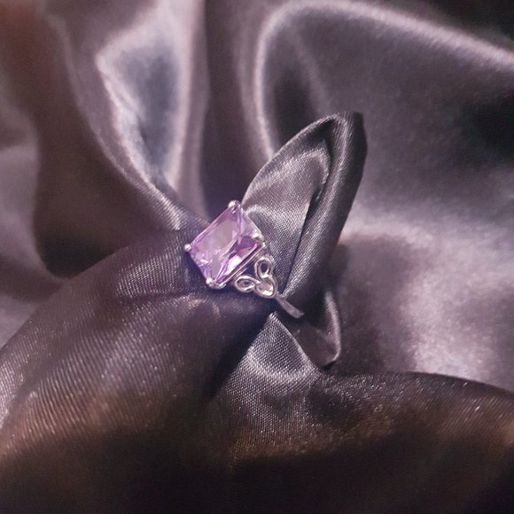 Hidden Gems "Amethyst" Ring - Picture 6 of 9